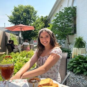 Meet your Posher, Sierra